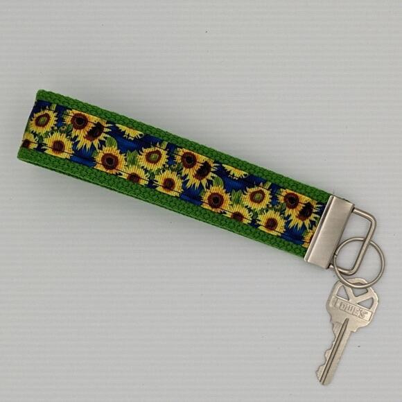 Sunflower Keychain Wristlet Feather Boho Fabric Key Ring FOB Green Floral Gift - Picture 1 of 7